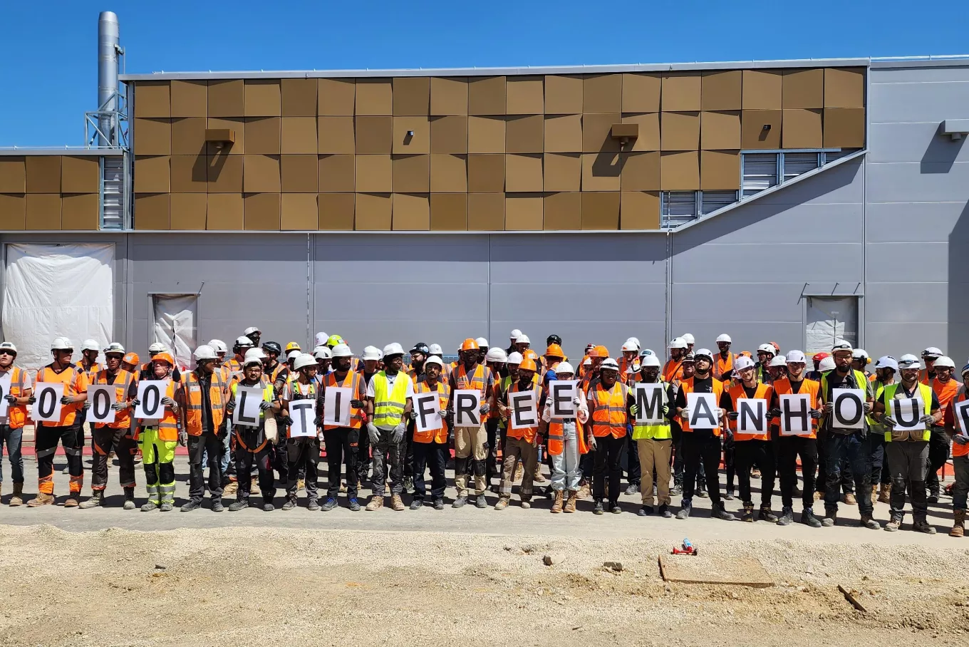 200000 accident free hours on Paris Data Center Site Equans Data Centers Health & Safety
